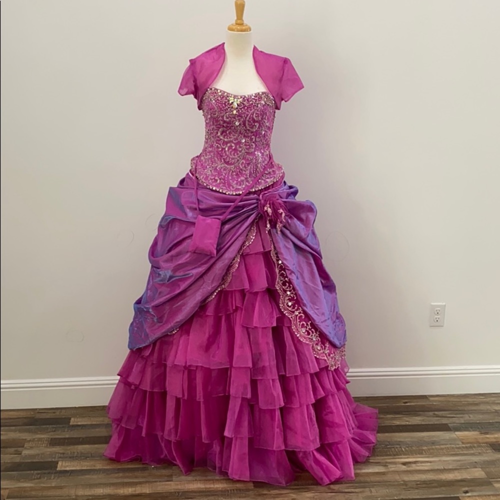 Quinceanera dress 🌷